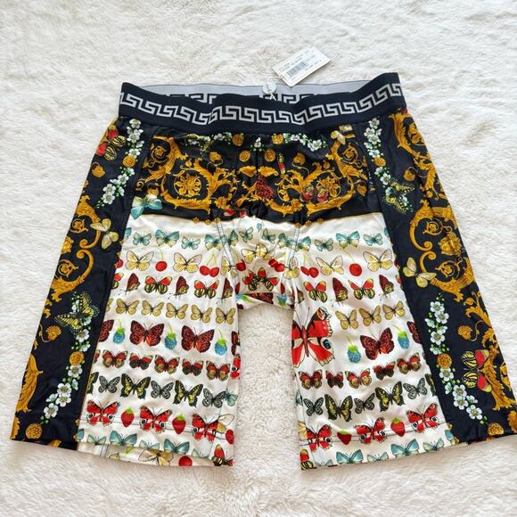 NWT!!! Versace men  swim shorts size 50IT or L Authentic Retail 380$ - Picture 1 of 6